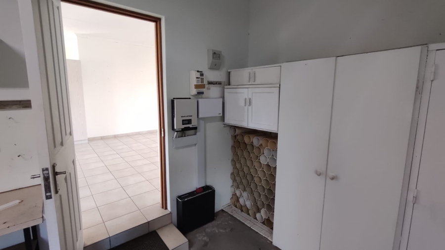 2 Bedroom Property for Sale in Stilbaai Wes Western Cape